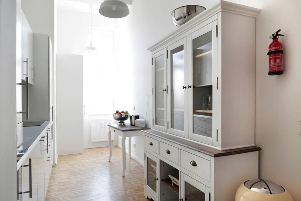 Sc 06 By Rockchair Apartments L Superhost Status L 4 Bedrooms Boxspringbeds 2 Bathrooms Balcony Elevator - Cozy Family & Business Flair Welcomes You! Berlin Extérieur photo