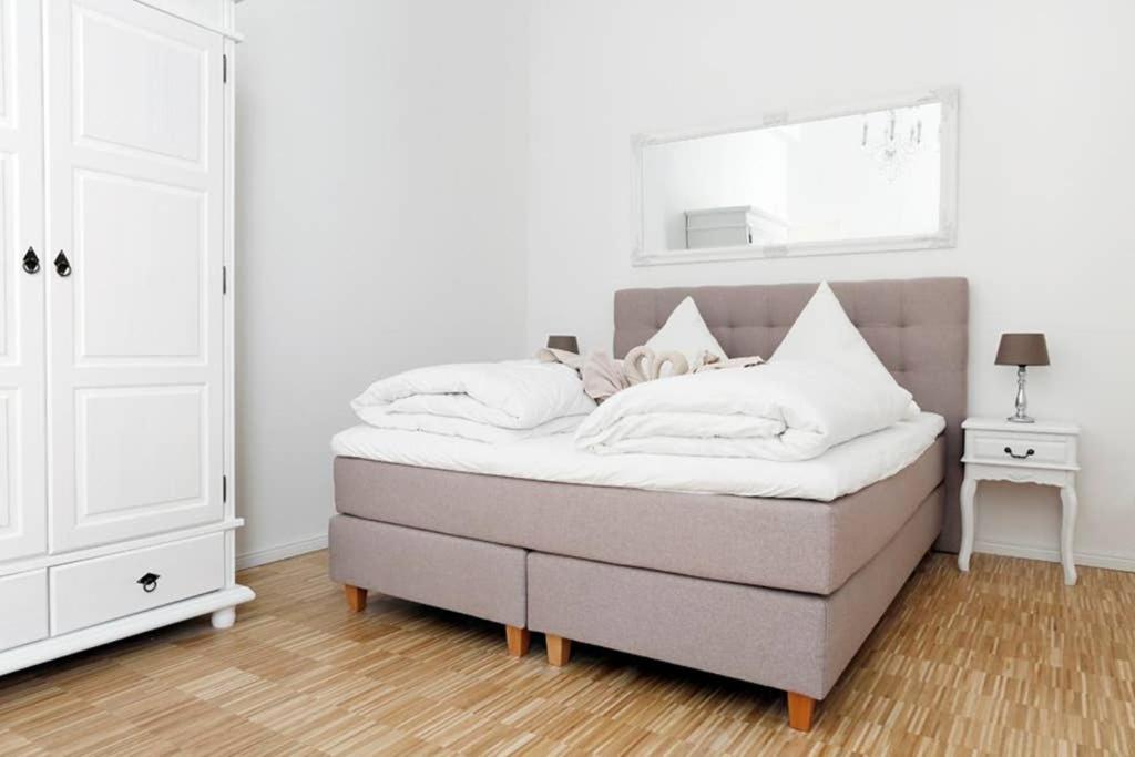 Sc 06 By Rockchair Apartments L Superhost Status L 4 Bedrooms Boxspringbeds 2 Bathrooms Balcony Elevator - Cozy Family & Business Flair Welcomes You! Berlin Extérieur photo